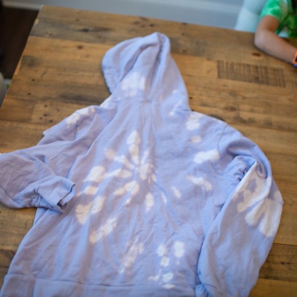 Vici Periwinkle Blue Tie Dye Flowy Hoodie - Picture 6 of 8